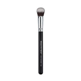 Nascita The Artist Oval Concealer Brush for Seamless Blending